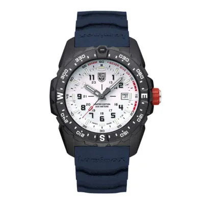 Luminox 贝尔·格里尔斯生存山 - 3737 限量版
