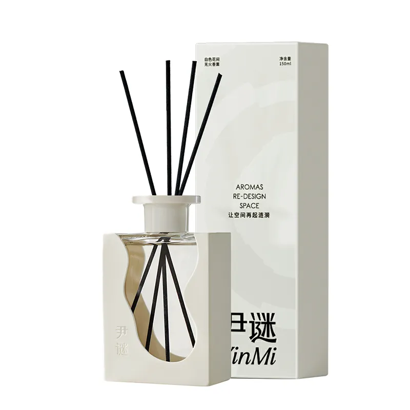 尹谜白色花间无火香薰家用室内持久香氛精油香水摆件150ml 颜色规格:春雨栀子150ml